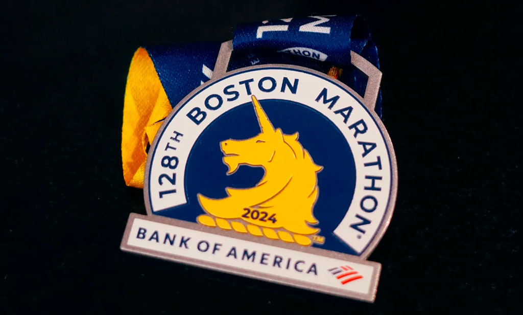 La medalla finalista del Maratón de Boston causa polémica