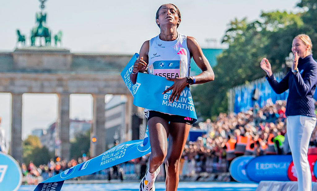 Récord mundial de maratón de Tigist Assefa ratificado por World Athletics