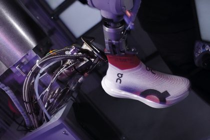 On presenta LightSpray: Revolucionaria tecnología hecha por robots