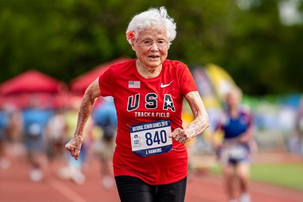 Julia 'Hurricane' Hawkins muere a los 108 años de edad